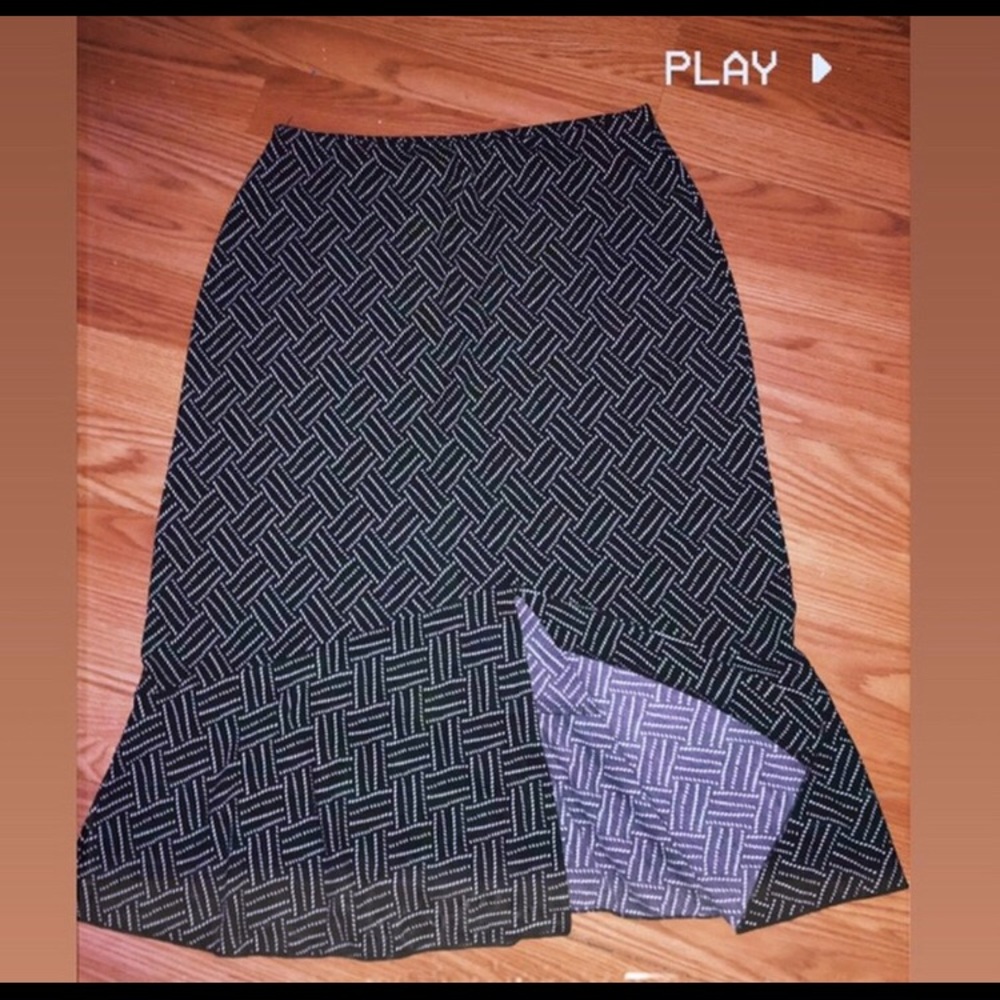 Stripped skirt